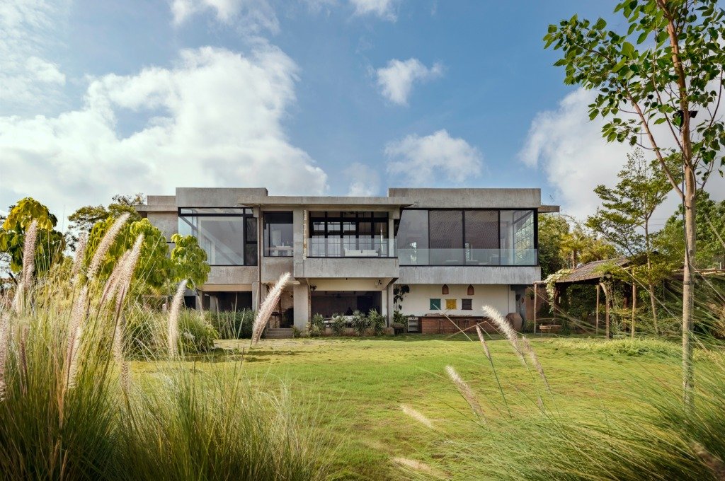 Homepage farm house